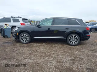 2017 Audi Q7 Premium Plus with VIN WA1LAAF71HD023838, listed as a IAAI auction lot 41924707 with 107,785 mi miles. Bid and sale history available at carsss.com. Image 15.