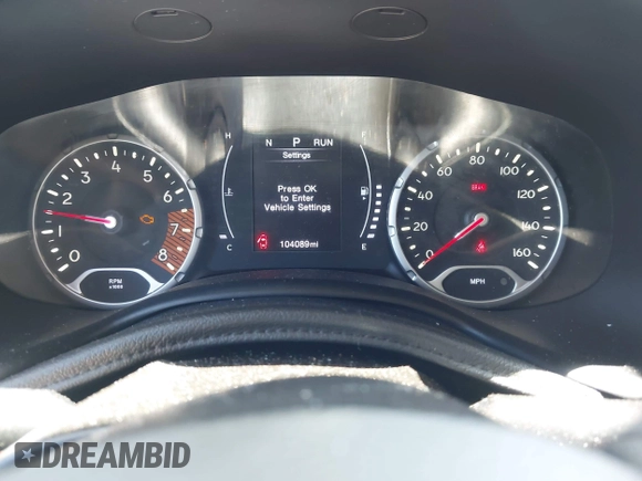 2020 Jeep Renegade Latitude with VIN ZACNJABB8LPL63973, listed as a IAAI auction lot 42552558 with 104,089 mi miles and . Bid and sale history available at DreamBid. Image 7.