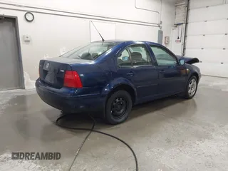 2002 Volkswagen Jetta GLS with VIN 3VWSP69M92M051796, listed as a IAAI auction lot 42034446 with 447,940 mi miles and . Bid and sale history available at DreamBid. Image 4.