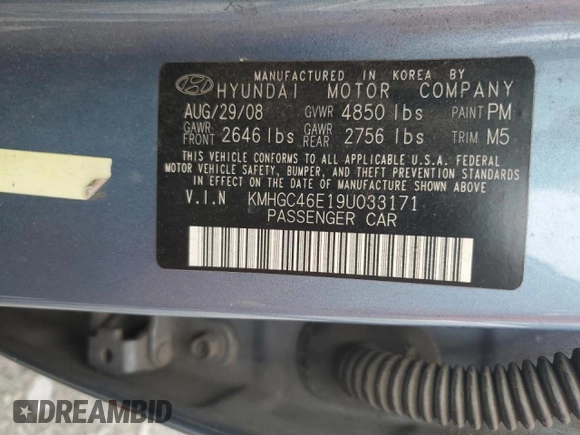 2009 Hyundai Genesis with VIN KMHGC46E19U033171, listed as a Copart auction lot 72803864 with 401,490 mi miles and Non Repairable. Bid and sale history available at carsss.com. Image 12.