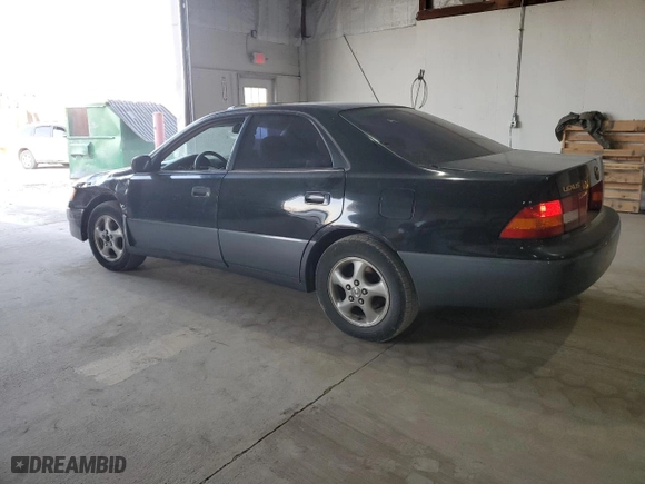 1997 Lexus ES 300 Luxury Sport Sdn with VIN JT8BF22G3V5008101, listed as a Copart auction lot 48319565 with NaN miles and Salvage Title. Bid and sale history available at carsss.com. Image 2.