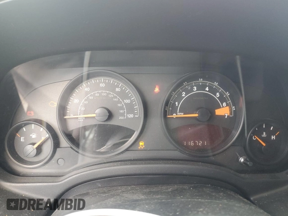 2016 Jeep Compass Sport z VIN 1C4NJCBA2GD575407, wystawiony jako Copart lot #62019065 z przebiegiem 116 721 mil mil oraz Czysty tytuł • Clean title. Historia ofert i sprzedaży dostępna na DreamBid. Obrazek 9.