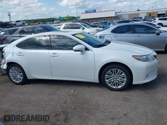 2014 Lexus ES 330 with VIN JTHBK1GG0E2137347, listed as a IAAI auction lot 42128381 with 96,612 mi miles and . Bid and sale history available at DreamBid. Image 13.