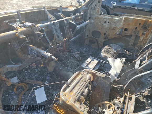 2014 Ford F-150 XL с VIN 1FTMF1CM5EKF55431, выставлен на аукционе Copart как лот 61533535 с пробегом Не указан миль и На запчасти • Non repairable. История ставок и продаж доступна на DreamBid. Изображение 8.