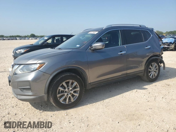 2017 Nissan Rogue SV z VIN KNMAT2MV5HP564579, wystawiony jako Copart lot #56025665 z przebiegiem 171 761 mil mil oraz Szkoda całkowita • Salvage title. Historia ofert i sprzedaży dostępna na DreamBid. Obrazek 1.