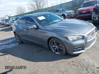 2015 Infiniti Q50 Premium with VIN JN1BV7AR4FM414029, listed as a IAAI auction lot 41525739 with 176,341 mi miles. Bid and sale history available at carsss.com. Image 1.