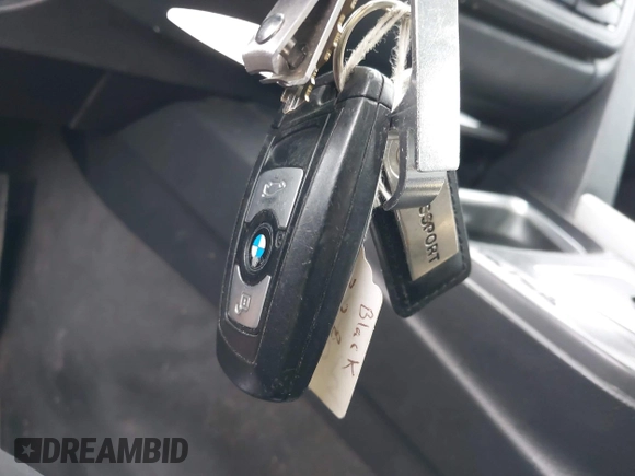2013 BMW 3 Series 328i xDrive с VIN WBA3B5G59DNS05019, выставлен на аукционе IAAI как лот 42374671 с пробегом 144 097 миль миль и . История ставок и продаж доступна на DreamBid. Изображение 11.