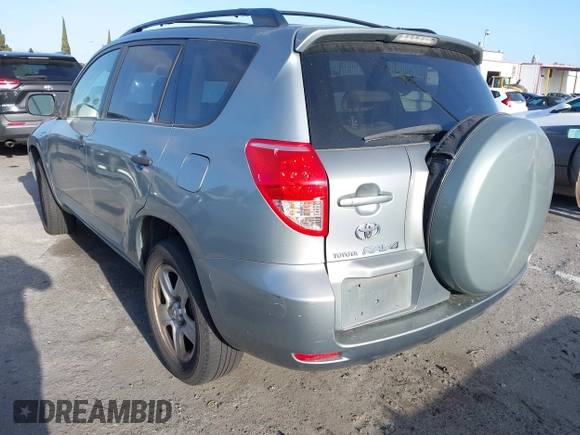 2008 Toyota RAV4 with VIN JTMZD33V386069231, listed as a IAAI auction lot 41939718 with 211,595 mi miles. Bid and sale history available at carsss.com. Image 3.