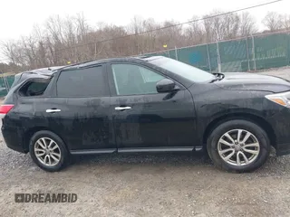 2013 Nissan Pathfinder SV with VIN 5N1AR2MM5DC646315, listed as a IAAI auction lot 41866616 with 150,978 mi miles. Bid and sale history available at carsss.com. Image 13.