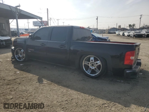 2007 Chevrolet Silverado 1500 LT w/1LT with VIN 3GCEC13J37G532470, listed as a Copart auction lot 43484205 with Not Provided miles and Salvage Title. Bid and sale history available at carsss.com. Image 2.