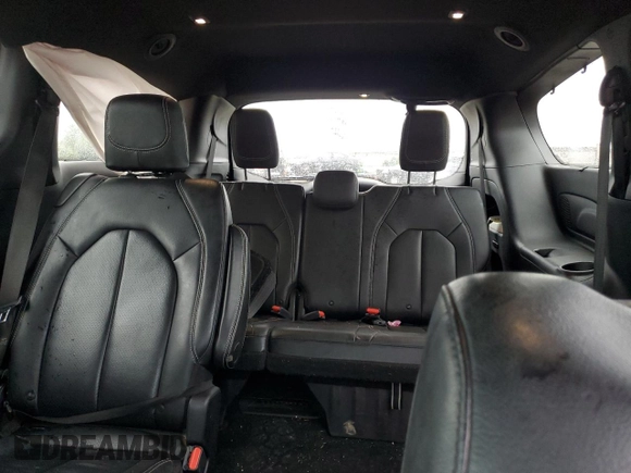 2018 Chrysler Pacifica Touring L Plus с VIN 2C4RC1EG9JR252640, выставлен на аукционе Copart как лот 57726455 с пробегом 97 841 миль миль и Списание • Salvage title. История ставок и продаж доступна на DreamBid. Изображение 10.
