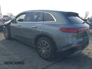 2023 Mercedes-Benz EQS 580 z VIN 4JGDM4EBXPA026161, wystawiony jako IAAI lot #41424484 z przebiegiem Nie podano mil oraz . Historia ofert i sprzedaży dostępna na DreamBid. Obrazek 3.