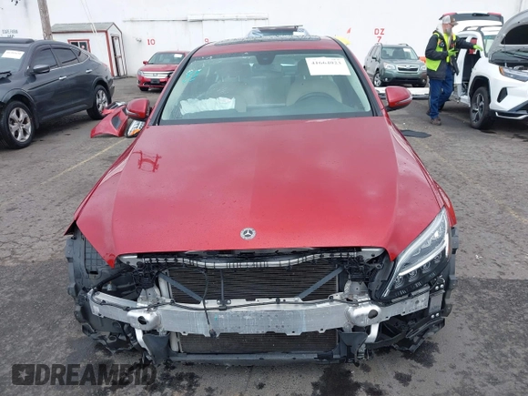 2021 Mercedes-Benz C 300 z VIN W1KWF8EB5MR622425, wystawiony jako IAAI lot #41664023 z przebiegiem 21 961 mil mil oraz . Historia ofert i sprzedaży dostępna na DreamBid. Obrazek 13.