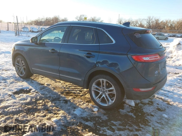 2017 Lincoln MKC Reserve with VIN 5LMTJ3DHXHUL03246, listed as a IAAI auction lot 41300071 with 125,326 mi miles. Bid and sale history available at carsss.com. Image 3.