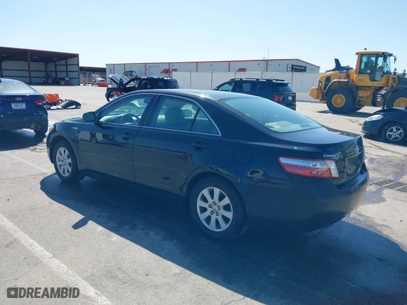 2008 Toyota Camry Hybrid with VIN 4T1BB46K28U060428, listed as a IAAI auction lot 41952234 with 212,139 mi miles. Bid and sale history available at carsss.com. Image 3.
