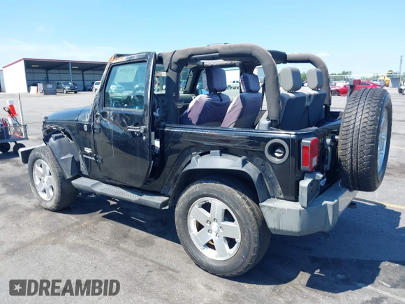 2008 Jeep Wrangler Sahara with VIN 1J4FA54188L541664, listed as a IAAI auction lot 39784204 with 145,145 mi miles and . Bid and sale history available at DreamBid. Image 3.