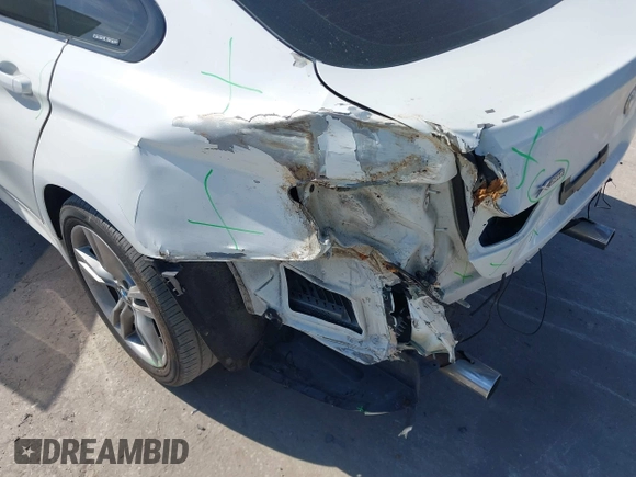 2016 BMW 4 Series 435i xDrive with VIN WBA4B3C58GG528016, listed as a IAAI auction lot 41506077 with 87,975 mi miles and . Bid and sale history available at DreamBid. Image 6.