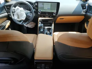 2025 Lexus NX 350 Premium with VIN 2T2GGCEZ4SC078868, listed as a Copart auction lot 59723595 with 1,311 mi miles and Salvage title. Bid and sale history available at DreamBid. Image 8.