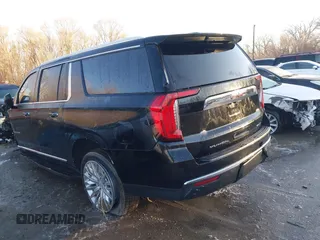 2023 GMC Yukon XL SLT with VIN 1GKS2GKD4PR350382, listed as a IAAI auction lot 41295165 with 38,075 mi miles. Bid and sale history available at carsss.com. Image 3.