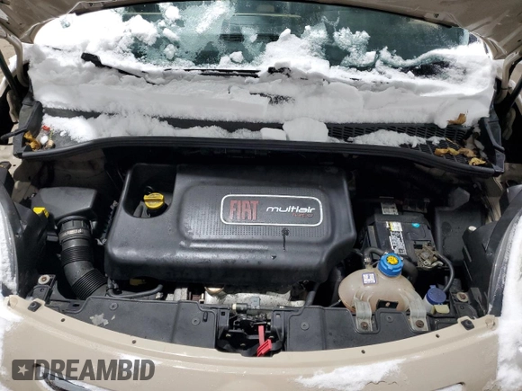 2014 FIAT 500L Lounge with VIN ZFBCFACH7EZ013756, listed as a Copart auction lot 44085635 with 128,348 mi miles and Clean Title. Bid and sale history available at DreamBid. Image 11.