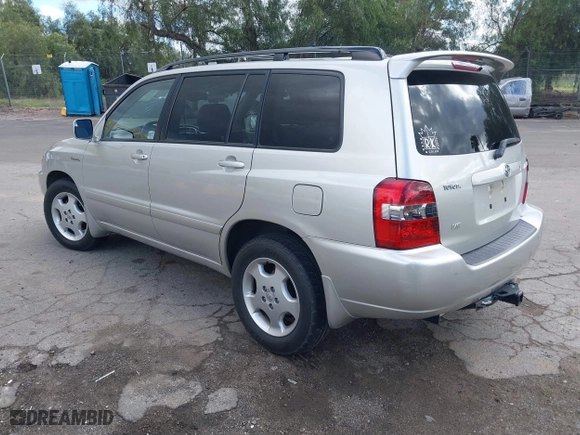 2006 Toyota Highlander w/3rd Row with VIN JTEDP21A060104055, listed as a IAAI auction lot 41786954 with 131,160 mi miles. Bid and sale history available at carsss.com. Image 3.