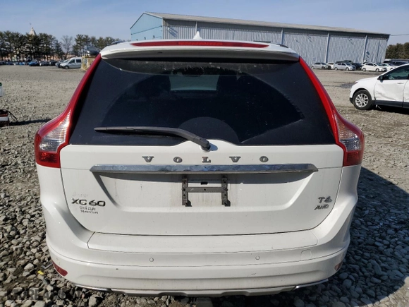 2016 Volvo XC60 T6 Drive-E with VIN YV449MRK3G2891450, listed as a Copart auction lot 46184485 with 120,976 mi miles and Salvage Title. Bid and sale history available at carsss.com. Image 6.