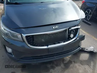 2016 Kia Sedona EX with VIN KNDMC5C12G6187338, listed as a IAAI auction lot 41735643 with 177,998 mi miles. Bid and sale history available at carsss.com. Image 6.