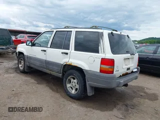 1998 Jeep Grand Cherokee Laredo с VIN 1J4GZ58S8WC372369, выставлен на аукционе IAAI как лот 42222447 с пробегом 223 748 миль миль и . История ставок и продаж доступна на DreamBid. Изображение 3.