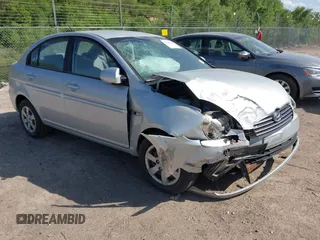 2009 Hyundai Accent Auto GLS с VIN KMHCN46C69U326197, выставлен на аукционе IAAI как лот 42268198 с пробегом 74 308 миль миль и . История ставок и продаж доступна на DreamBid. Изображение 1.