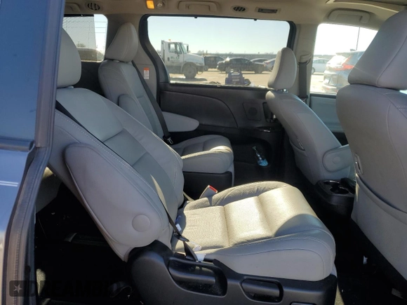 2017 Toyota Sienna XLE Auto Access Seat with VIN 5TDYZ3DC9HS844657, listed as a Copart auction lot 44708225 with 65,742 mi miles and Salvage Title. Bid and sale history available at carsss.com. Image 11.