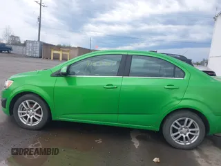 2015 Chevrolet Sonic LT with VIN 1G1JC5SH7F4152878, listed as a IAAI auction lot 41931277 with 180,189 mi miles and . Bid and sale history available at DreamBid. Image 14.