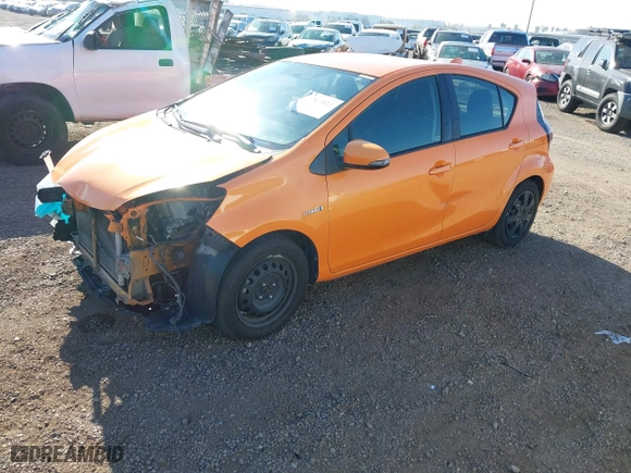 2015 Toyota Prius c One with VIN JTDKDTB36F1092272, listed as a IAAI auction lot 42001027 with 154,157 mi miles. Bid and sale history available at carsss.com. Image 18.