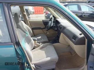 2001 Subaru Forester L with VIN JF1SF635X1H717371, listed as a IAAI auction lot 41719771 with 221,590 mi miles. Bid and sale history available at carsss.com. Image 5.