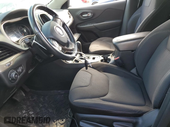 2015 Jeep Cherokee Latitude with VIN 1C4PJLCB3FW720876, listed as a Copart auction lot 54414872 with 82,413 mi miles and Salvage Title. Bid and sale history available at carsss.com. Image 5.
