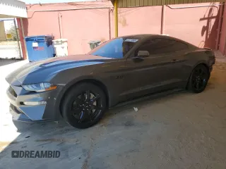 2019 Ford Mustang GT z VIN 1FA6P8CF8K5182790, wystawiony jako Copart lot #57271095 z przebiegiem 700 038 mil mil oraz Szkody całkowita. Historia ofert i sprzedaży dostępna na DreamBid. Obrazek 1.