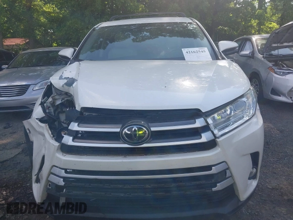 2017 Toyota Highlander LE z VIN 5TDZZRFH1HS227592, wystawiony jako IAAI lot #42162545 z przebiegiem 113 102 mil mil oraz . Historia ofert i sprzedaży dostępna na DreamBid. Obrazek 12.