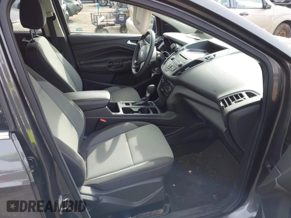 2017 Ford Escape SE with VIN 1FMCU9G90HUA32991, listed as a IAAI auction lot 41947411 with 118,654 mi miles. Bid and sale history available at carsss.com. Image 5.