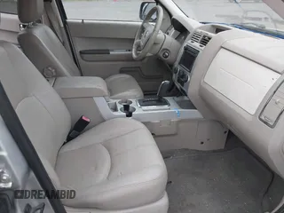 2008 Mercury Mariner с VIN 4M2CU39H68KJ30127, выставлен на аукционе IAAI как лот 42233071 с пробегом 126 904 миль миль и . История ставок и продаж доступна на DreamBid. Изображение 5.