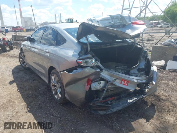 2015 Chrysler 200 S с VIN 1C3CCCBB5FN696911, выставлен на аукционе IAAI как лот 42394373 с пробегом 142 101 миль миль и . История ставок и продаж доступна на DreamBid. Изображение 3.
