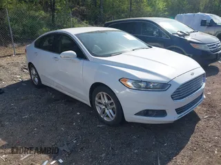 2013 Ford Fusion SE with VIN 3FA6P0HR5DR280583, listed as a IAAI auction lot 41896243 with 226,610 mi miles. Bid and sale history available at carsss.com. Image 1.