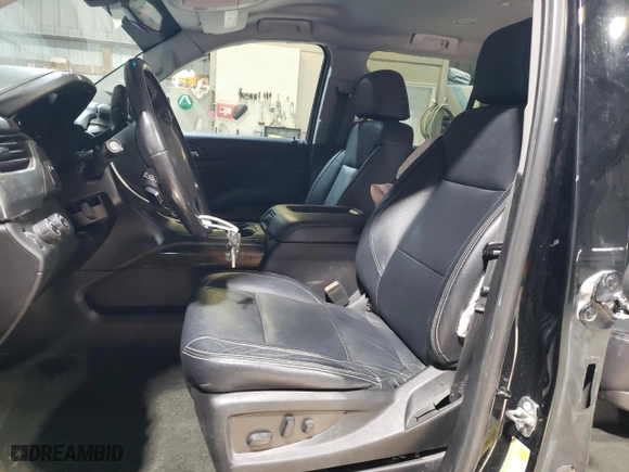 2018 Chevrolet Tahoe LS with VIN 1GNSKAKC4JR321530, listed as a Copart auction lot 43057985 with 104,553 mi miles and Salvage Title. Bid and sale history available at carsss.com. Image 7.