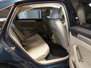 2019 Volkswagen Passat 2.0T Wolfsburg Edition with VIN 1VWLA7A30KC008917, listed as a IAAI auction lot 40791328 with 63,747 mi miles. Bid and sale history available at carsss.com. Image 8.