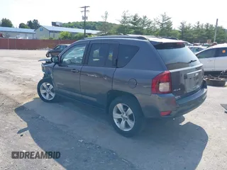 2017 Jeep Compass High Altitude with VIN 1C4NJDEB8HD151094, listed as a IAAI auction lot 42405543 with 98,244 mi miles and . Bid and sale history available at DreamBid. Image 3.