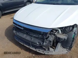 2021 Volkswagen Jetta S z VIN 3VWC57BU9MM034560, wystawiony jako IAAI lot #42239655 z przebiegiem 75 424 mil mil oraz . Historia ofert i sprzedaży dostępna na DreamBid. Obrazek 6.