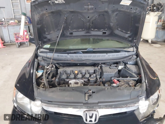 2006 Honda Civic LX z VIN 1HGFA165X6L103659, wystawiony jako IAAI lot #42579482 z przebiegiem 201 436 mil mil oraz . Historia ofert i sprzedaży dostępna na DreamBid. Obrazek 10.