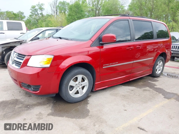 2010 Dodge Grand Caravan SXT z VIN 2D4RN5D19AR258407, wystawiony jako IAAI lot #42072185 z przebiegiem 205 424 mil mil oraz . Historia ofert i sprzedaży dostępna na DreamBid. Obrazek 19.