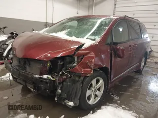2019 Toyota Sienna LE Auto Access Seat with VIN 5TDKZ3DC9KS015195, listed as a IAAI auction lot 41586900 with 74,132 mi miles and . Bid and sale history available at DreamBid. Image 18.