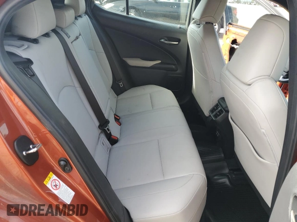 2019 Lexus UX 200 z VIN JTHY3JBH7K2000375, wystawiony jako Copart lot #51208615 z przebiegiem 96 825 mil mil oraz Szkoda całkowita • Salvage title. Historia ofert i sprzedaży dostępna na DreamBid. Obrazek 10.