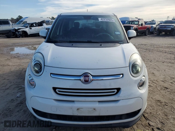 2014 FIAT 500L Easy with VIN ZFBCFABH4EZ023842, listed as a Copart auction lot 42232865 with 122,287 mi miles and Clean Title. Bid and sale history available at carsss.com. Image 5.
