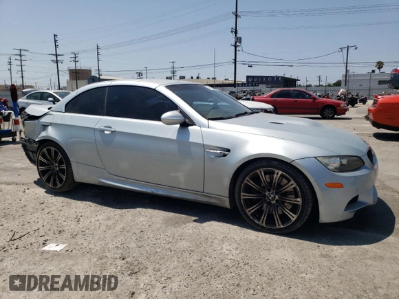 2008 BMW 3 Series M3 z VIN WBSWL93588P331272, wystawiony jako Copart lot #64415684 z przebiegiem 102 565 mil mil oraz Szkoda całkowita • Salvage title. Historia ofert i sprzedaży dostępna na DreamBid. Obrazek 4.